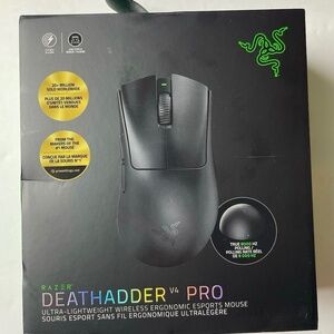Razer DeathAdder V4 Pro mouse